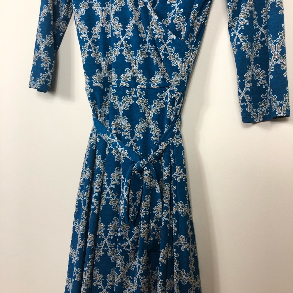 41 Hawthorn // Stitch Fix Wrap Dress - Picture 4 of 5